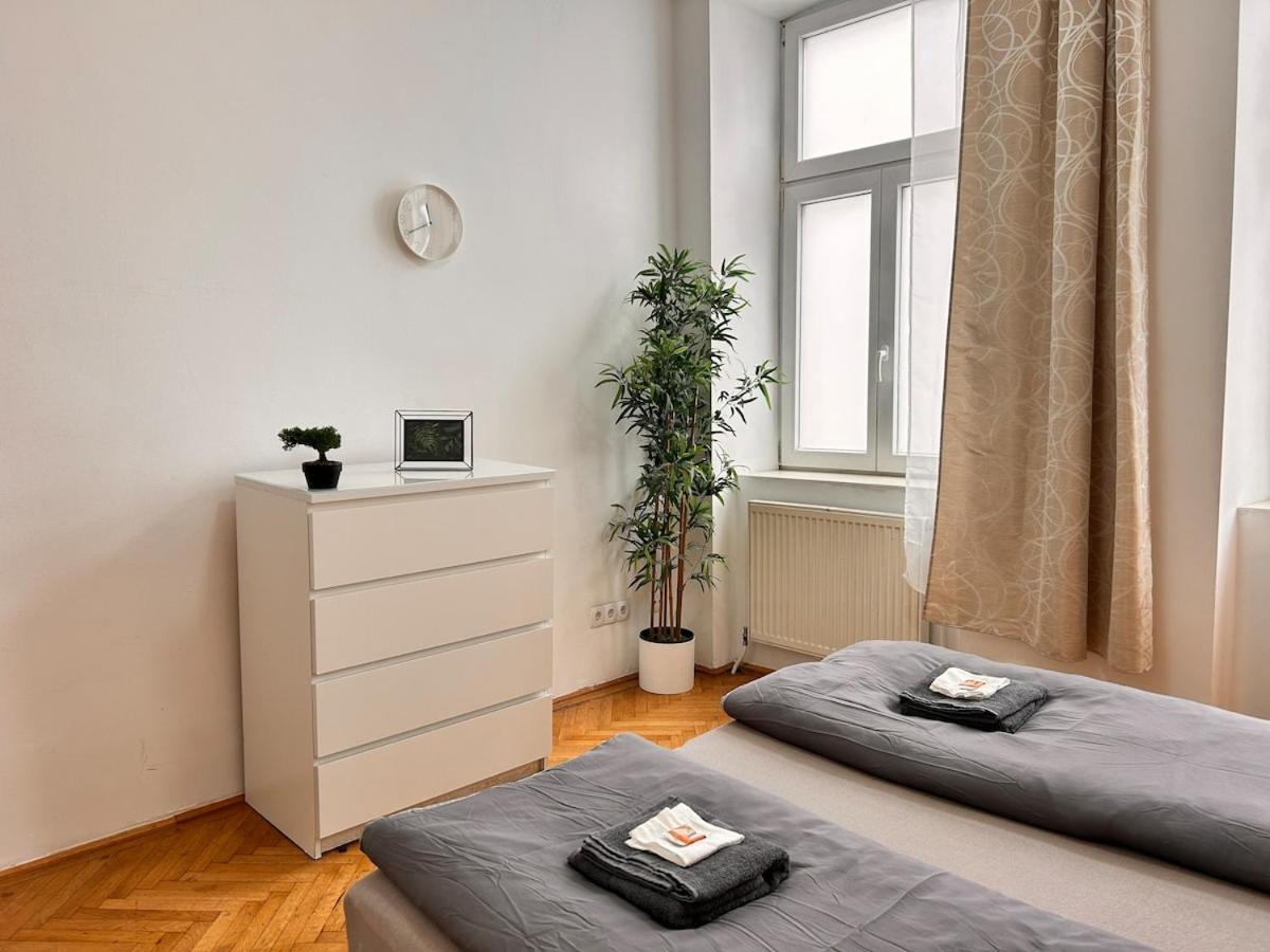 Spacious Central 4-Room Suite For 6 - Near Subway Wien Exterior foto